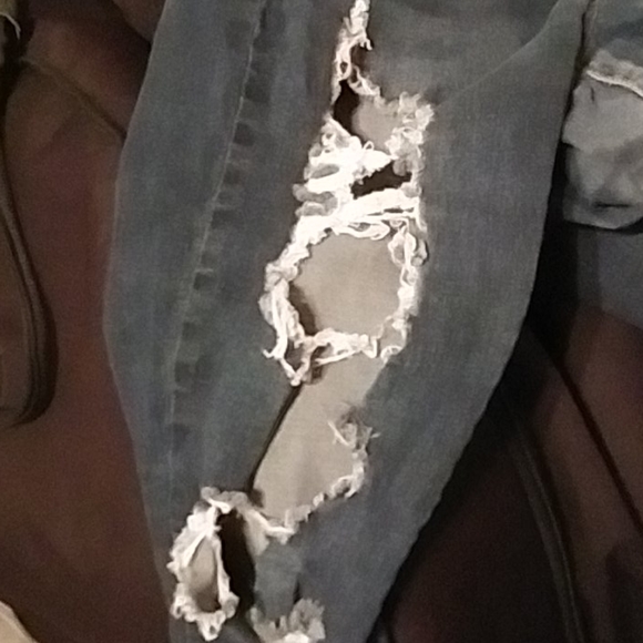 Rue 21 high rise destroyed skinny jeans sz 8*as is - Picture 15 of 16